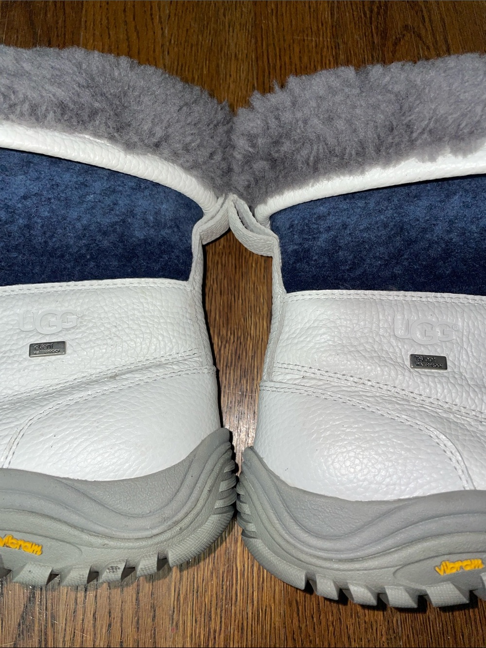 UGG Adirondack II boots - Picture 11 of 16